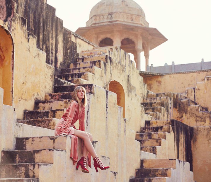 Jimmy Choo 2025早春系列时尚大片