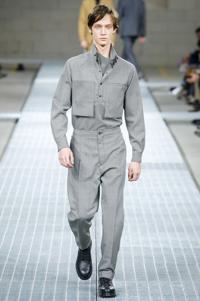 Dirk Bikkembergs 2025米兰时装周男装秀