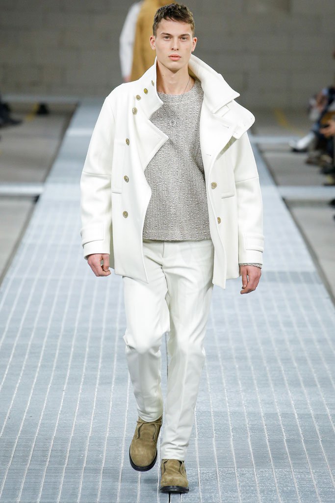 Dirk Bikkembergs 2025米兰时装周男装秀