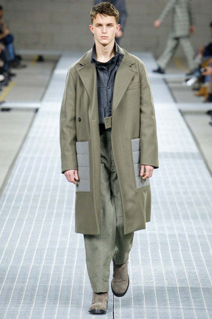 Dirk Bikkembergs 2025米兰时装周男装秀