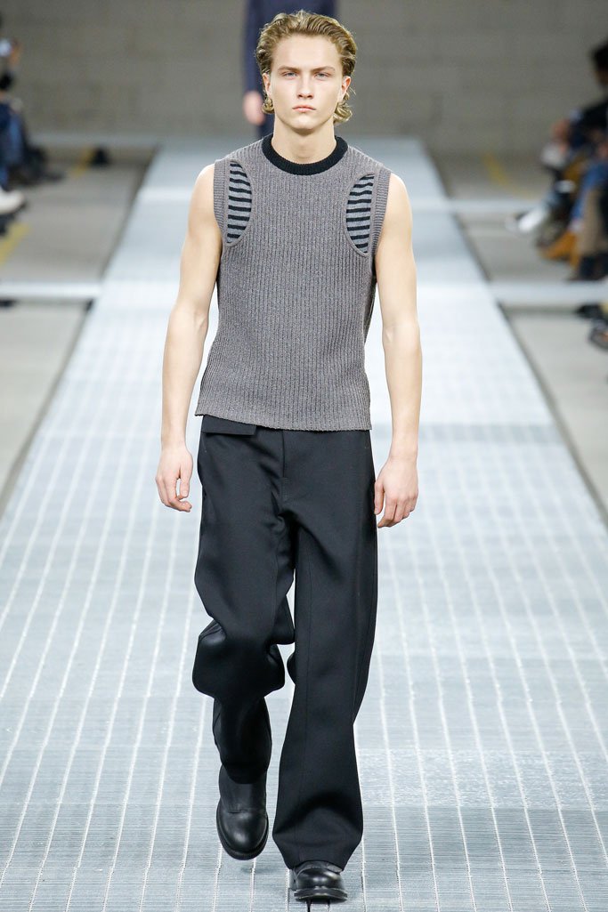 Dirk Bikkembergs 2025米兰时装周男装秀