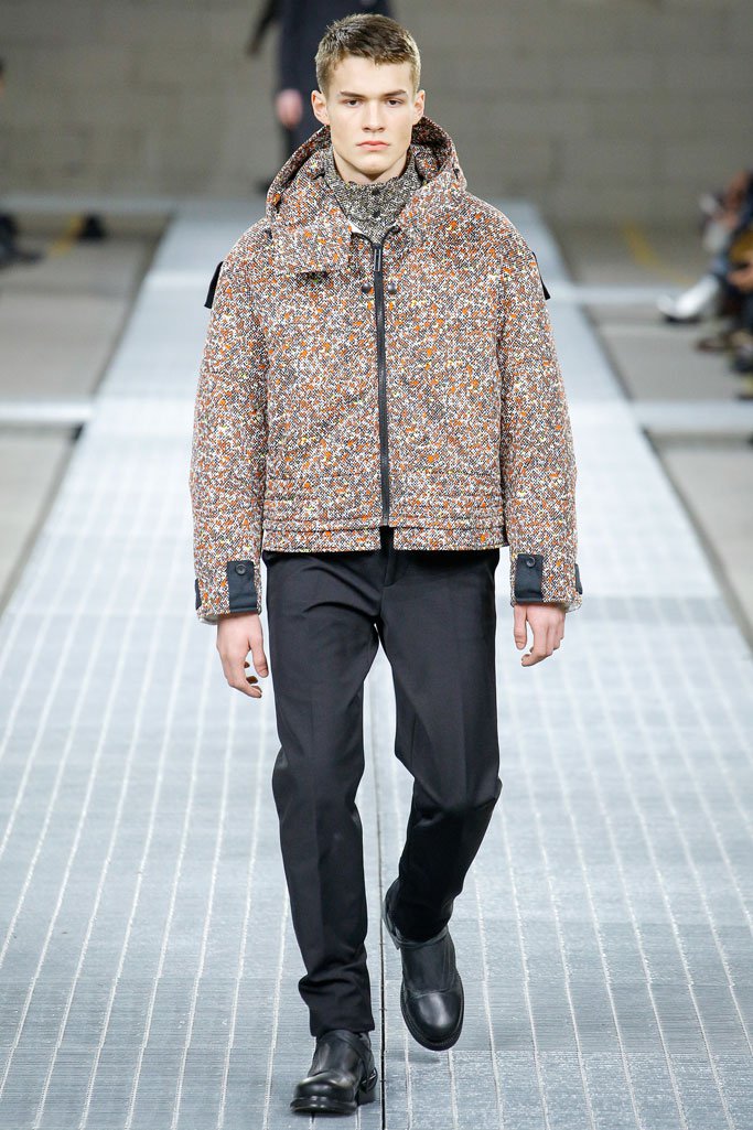 Dirk Bikkembergs 2025米兰时装周男装秀