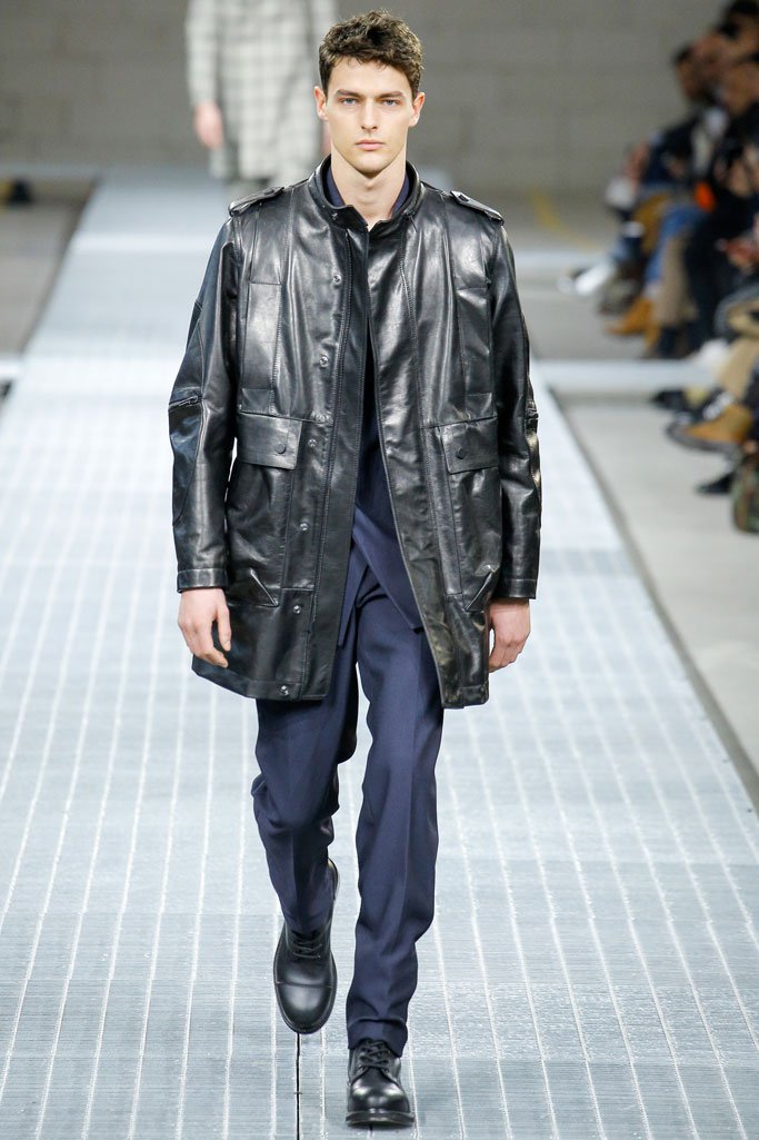 Dirk Bikkembergs 2025米兰时装周男装秀