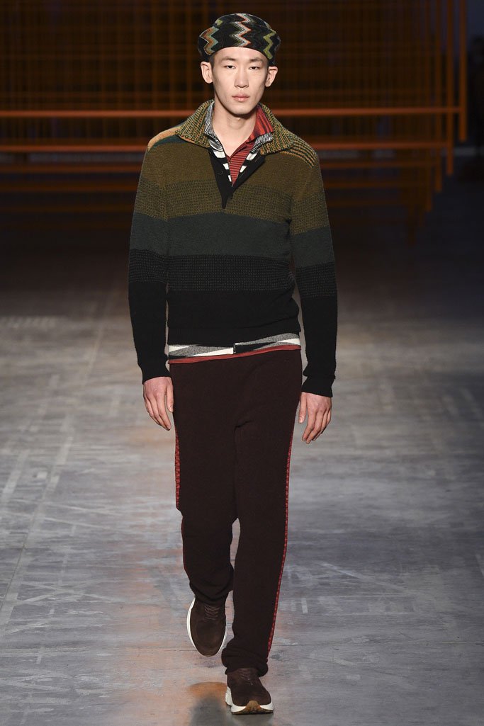Missoni（米索尼）2025米兰时装周男装时装发布会