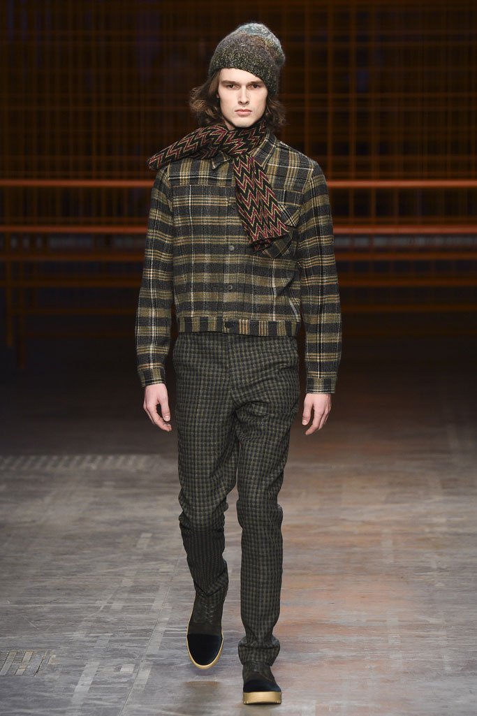 Missoni（米索尼）2025米兰时装周男装时装发布会