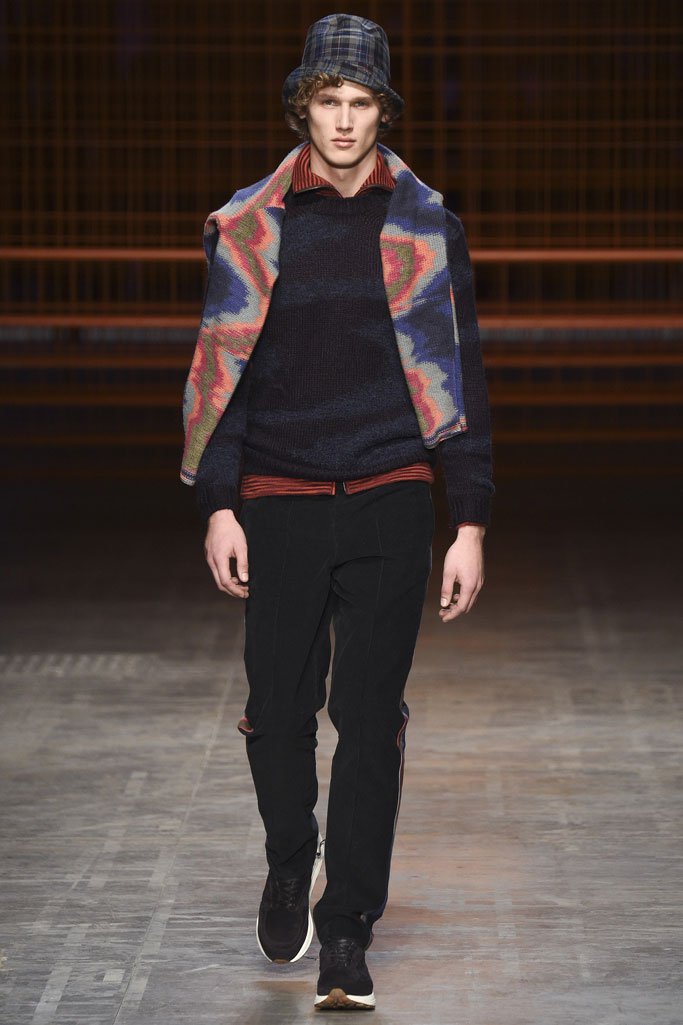 Missoni（米索尼）2025米兰时装周男装时装发布会