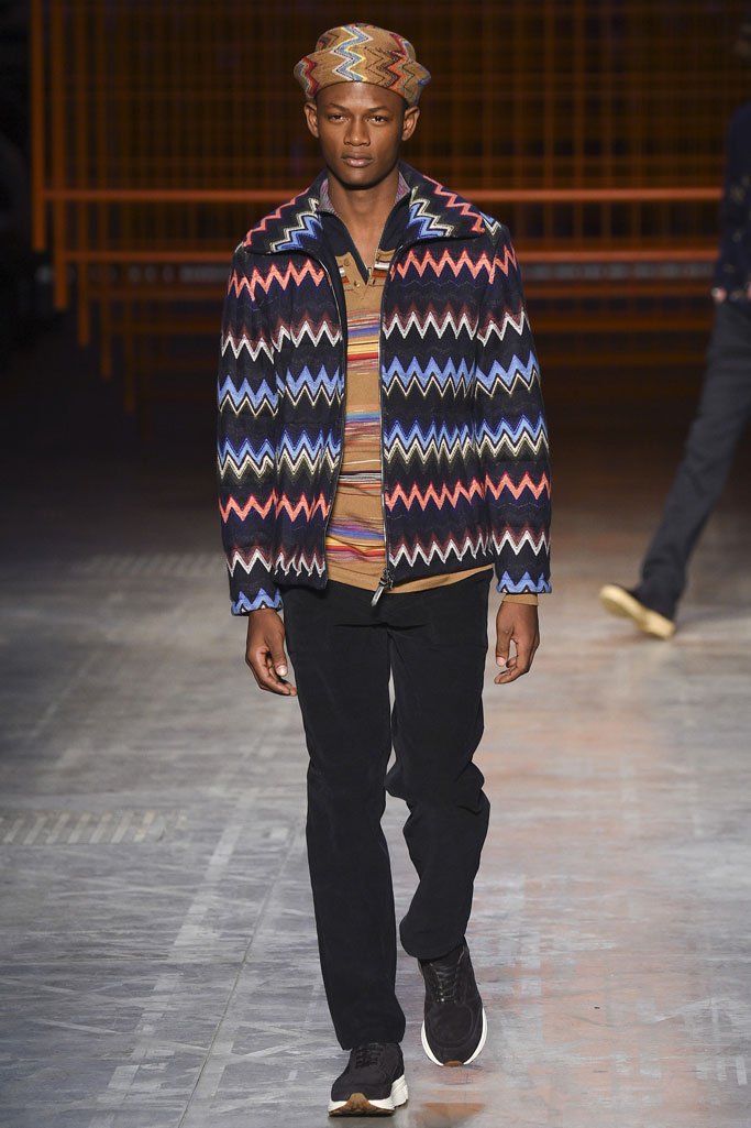 Missoni（米索尼）2025米兰时装周男装时装发布会
