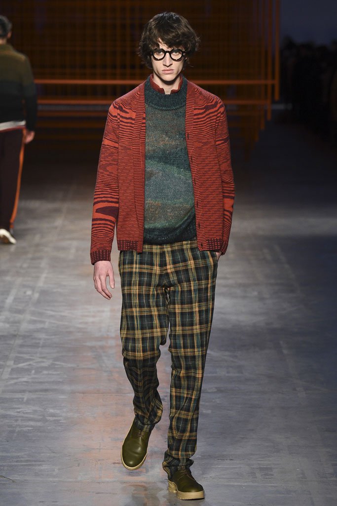Missoni（米索尼）2025米兰时装周男装时装发布会