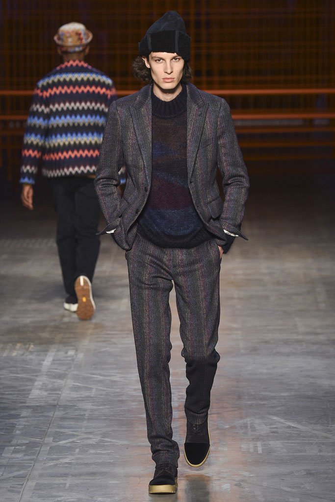 Missoni（米索尼）2025米兰时装周男装时装发布会