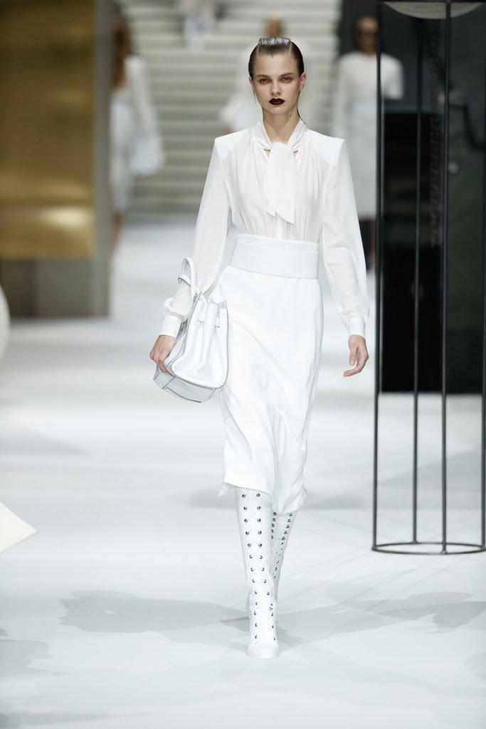 Max Mara（麦丝玛拉）2025上海时装周时装秀