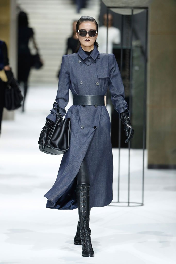 Max Mara（麦丝玛拉）2025上海时装周时装秀