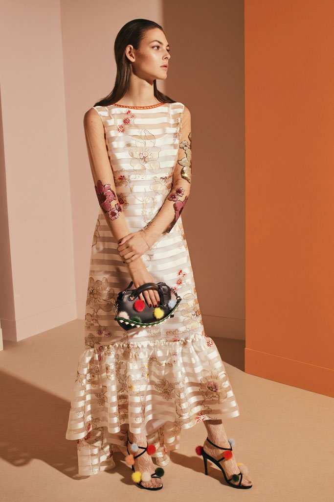 FENDI芬迪最新女装广告大片 FENDI 2025早秋系列时尚型录