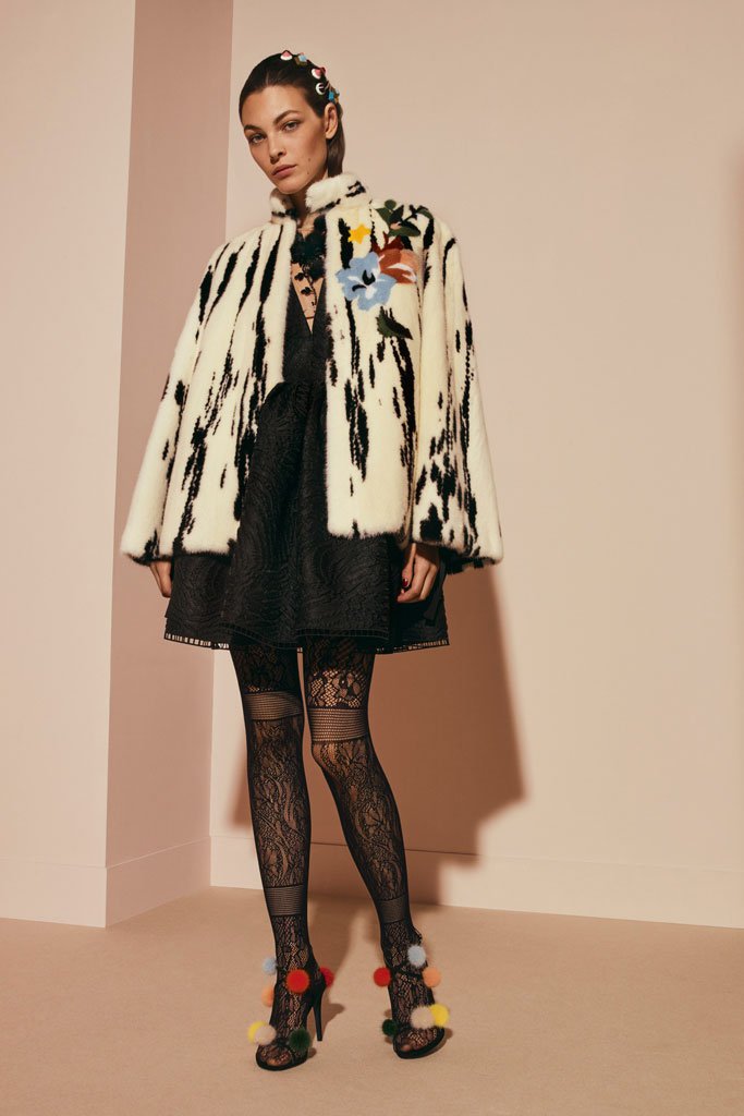 FENDI芬迪最新女装广告大片 FENDI 2025早秋系列时尚型录