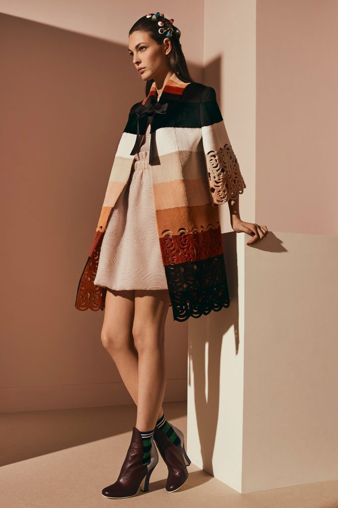 FENDI芬迪最新女装广告大片 FENDI 2025早秋系列时尚型录