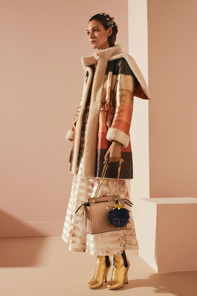 FENDI芬迪最新女装广告大片 FENDI 2025早秋系列时尚型录