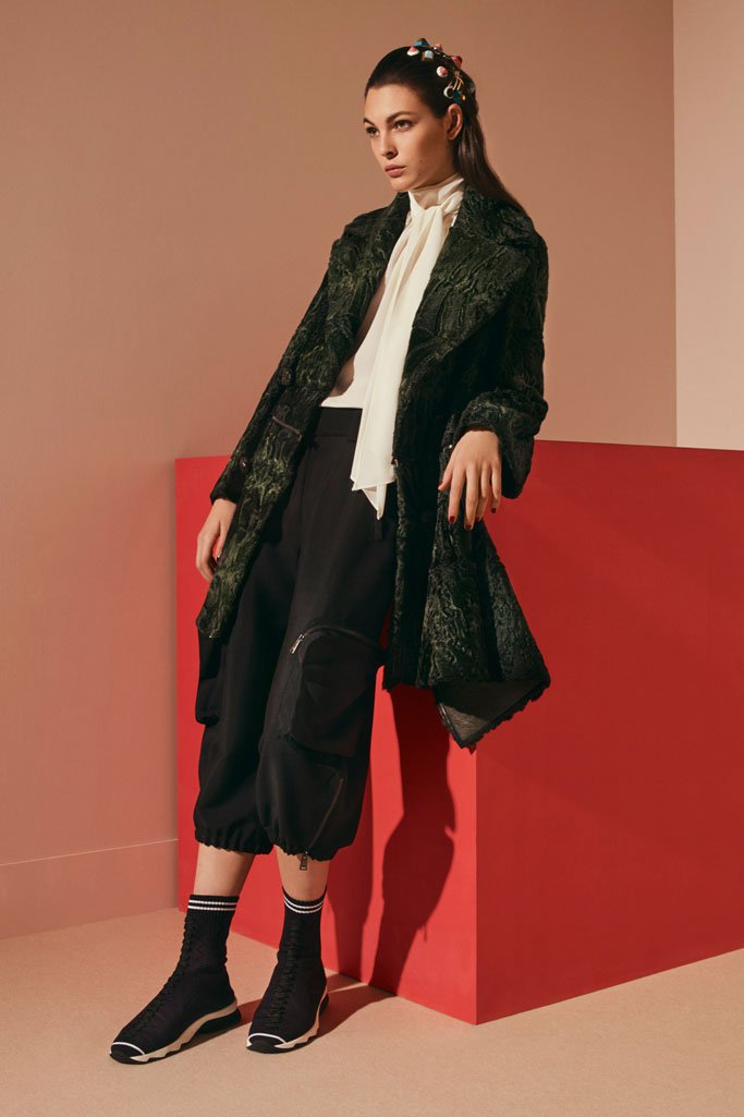 FENDI芬迪最新女装广告大片 FENDI 2025早秋系列时尚型录