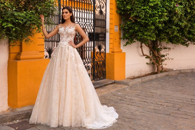 Crystal Design 2025 Sevilla婚纱系列