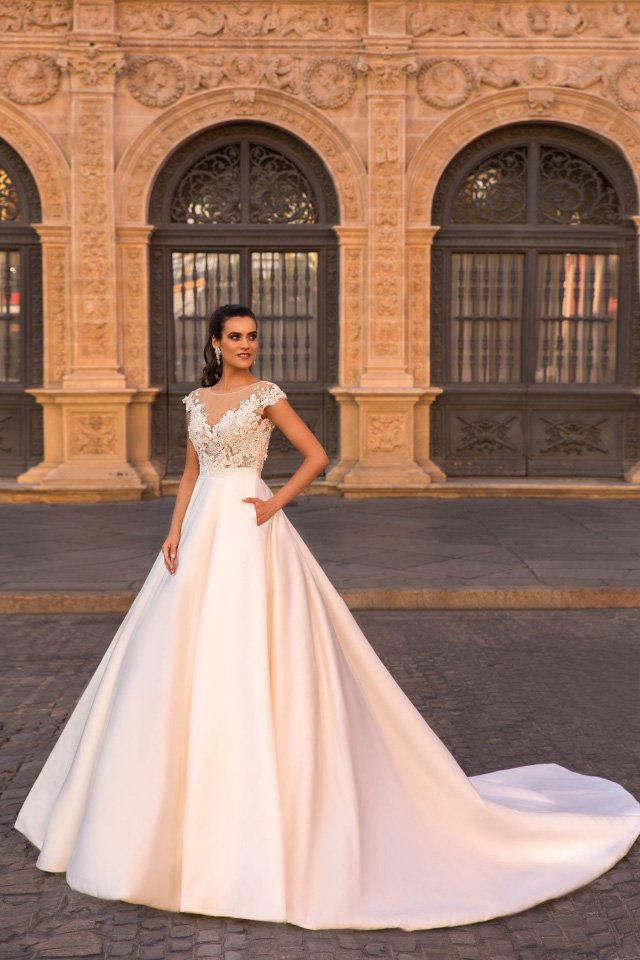 Crystal Design 2025 Sevilla婚纱系列