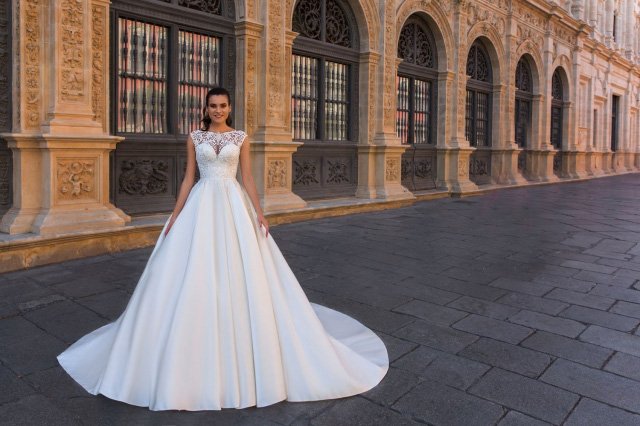 Crystal Design 2025 Sevilla婚纱系列