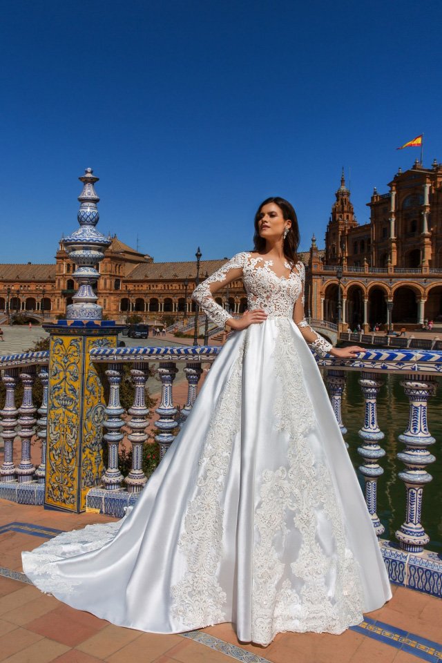 Crystal Design 2025 Sevilla婚纱系列