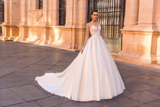 Crystal Design 2025 Sevilla婚纱系列