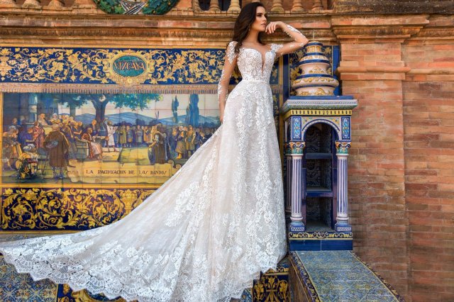 Crystal Design 2025 Sevilla婚纱系列
