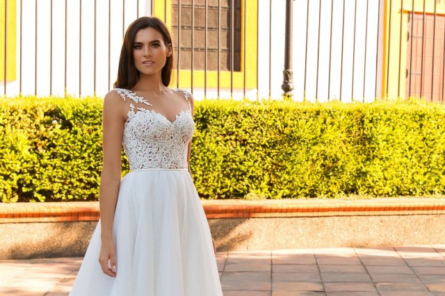 Crystal Design 2025 Sevilla婚纱系列