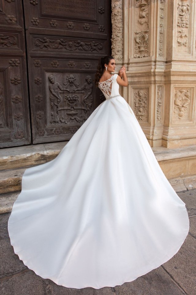 Crystal Design 2025 Sevilla婚纱系列