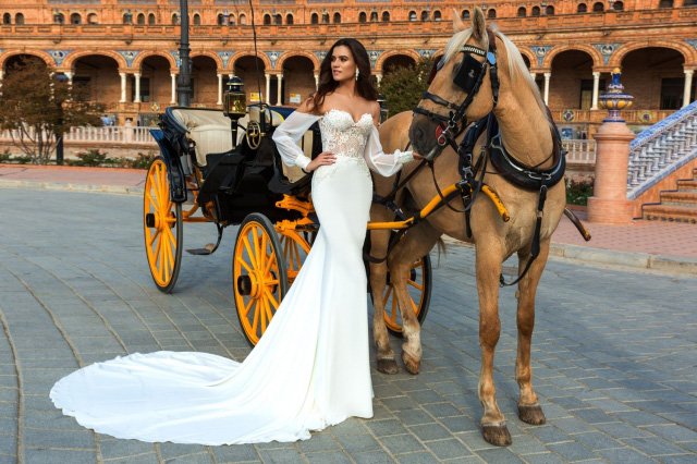 Crystal Design 2025 Sevilla婚纱系列