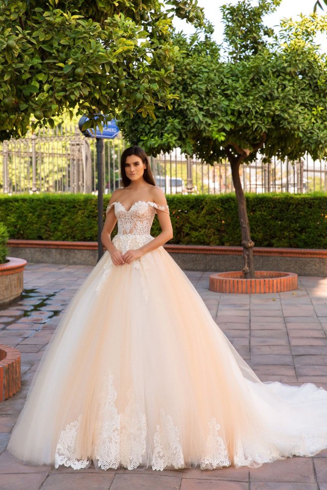 Crystal Design 2025 Sevilla婚纱系列