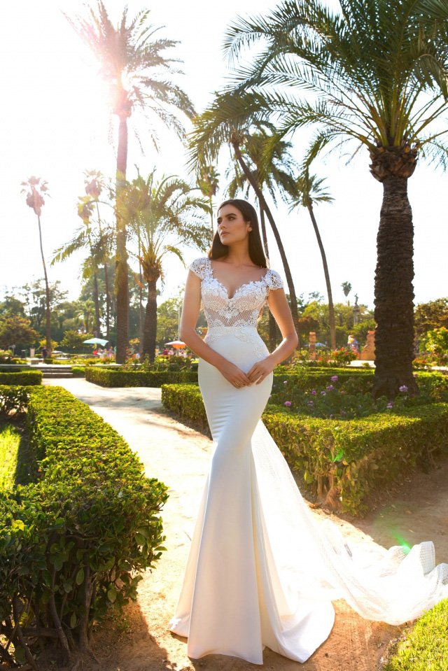 Crystal Design 2025 Sevilla婚纱系列