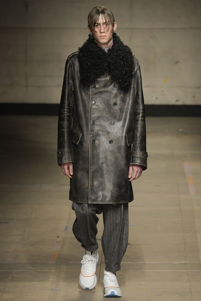 Topman Design 2025伦敦时装发布会男装秀