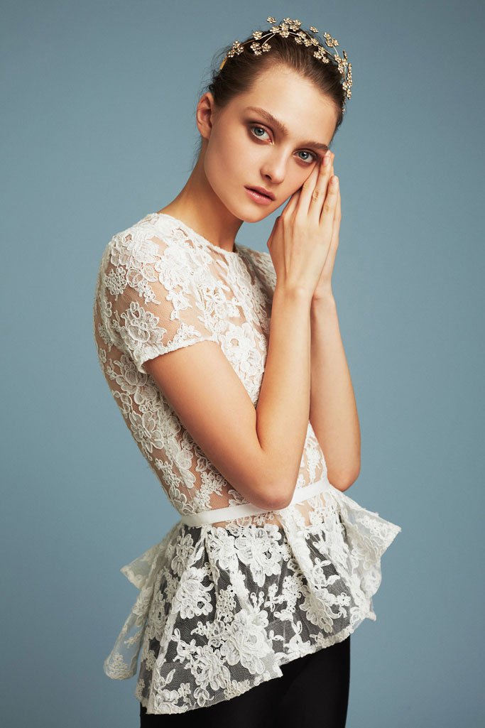 Reem Acra（雷姆·阿克拉）2025品牌广告大片