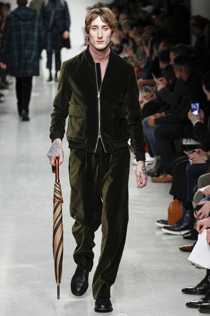 Oliver Spencer 2025伦敦时装周男装秀