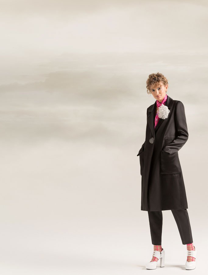 Emporio Armani 2025早秋女装品牌广告大片