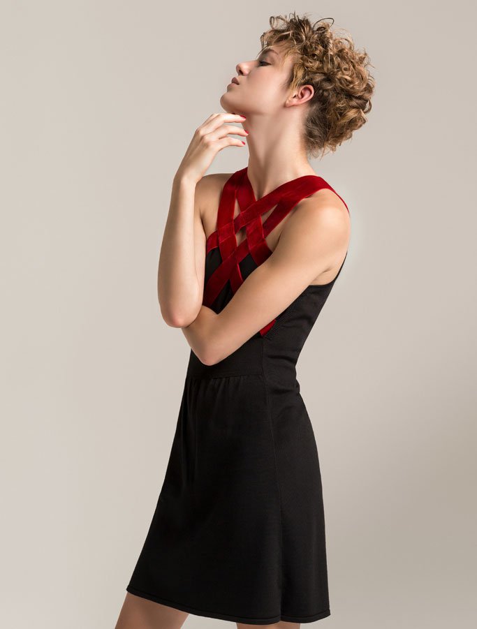 Emporio Armani 2025早秋女装品牌广告大片