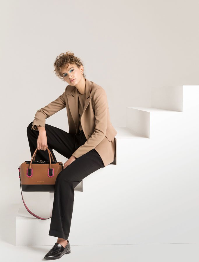 Emporio Armani 2025早秋女装品牌广告大片