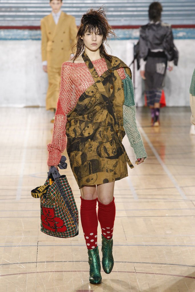 Vivienne Westwood 2025伦敦时装发布会时装秀