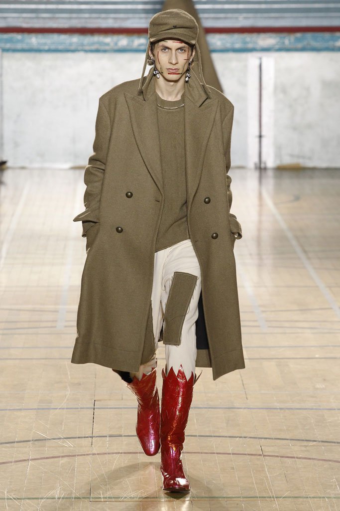 Vivienne Westwood 2025伦敦时装发布会时装秀