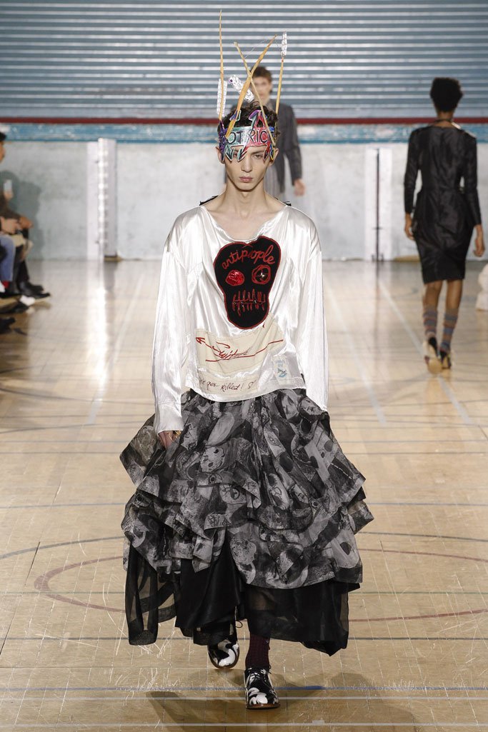 Vivienne Westwood 2025伦敦时装发布会时装秀