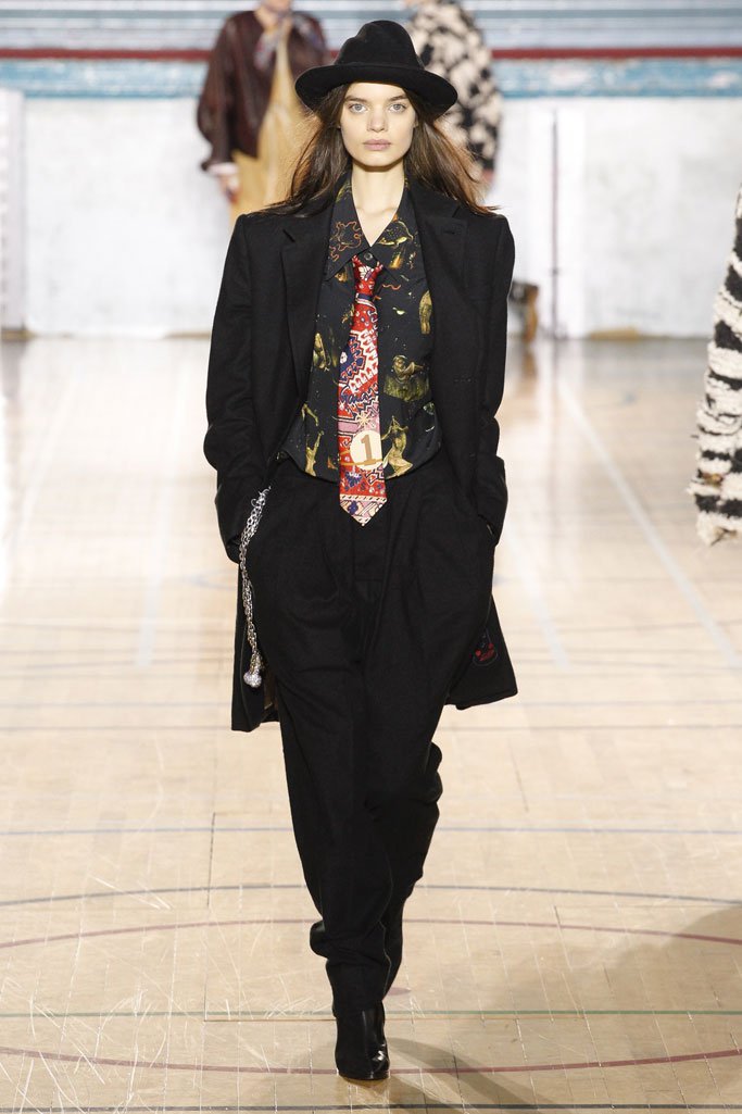 Vivienne Westwood 2025伦敦时装发布会时装秀