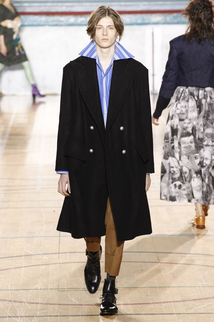 Vivienne Westwood 2025伦敦时装发布会时装秀