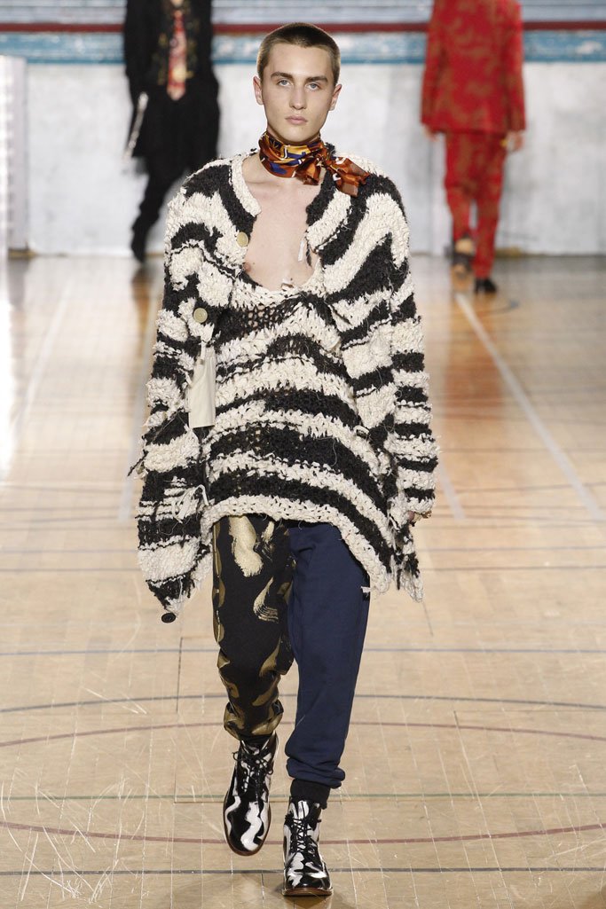 Vivienne Westwood 2025伦敦时装发布会时装秀