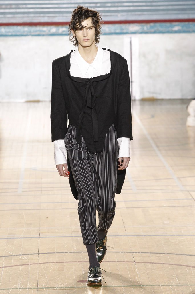 Vivienne Westwood 2025伦敦时装发布会时装秀