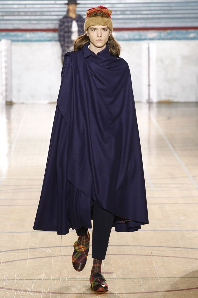 Vivienne Westwood 2025伦敦时装发布会时装秀