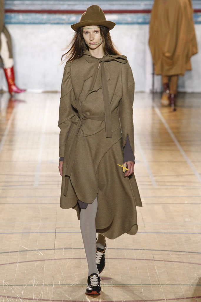 Vivienne Westwood 2025伦敦时装发布会时装秀