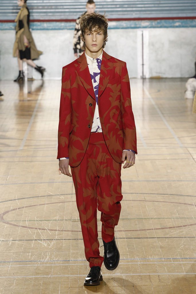 Vivienne Westwood 2025伦敦时装发布会时装秀