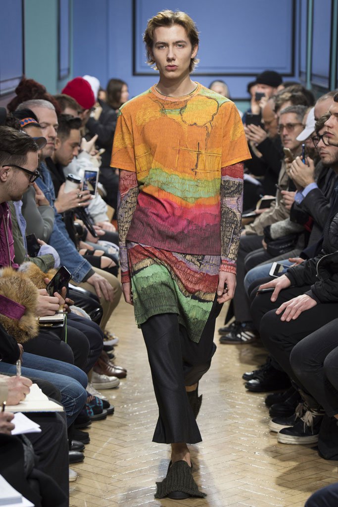 J.W.Anderson 2025伦敦时装周秋冬男装秀