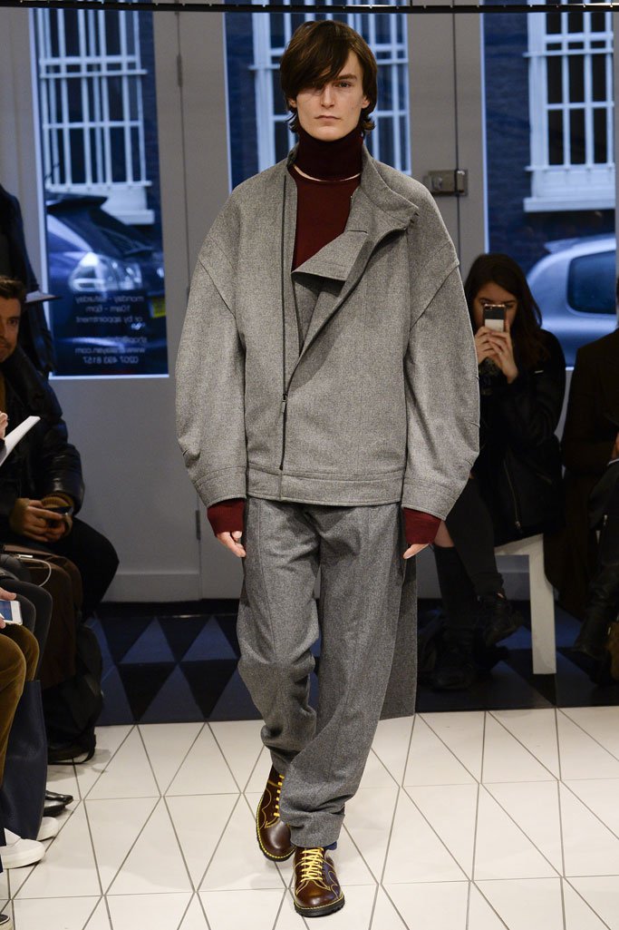 Chalayan（卡拉扬）2025伦敦时装周男装秀