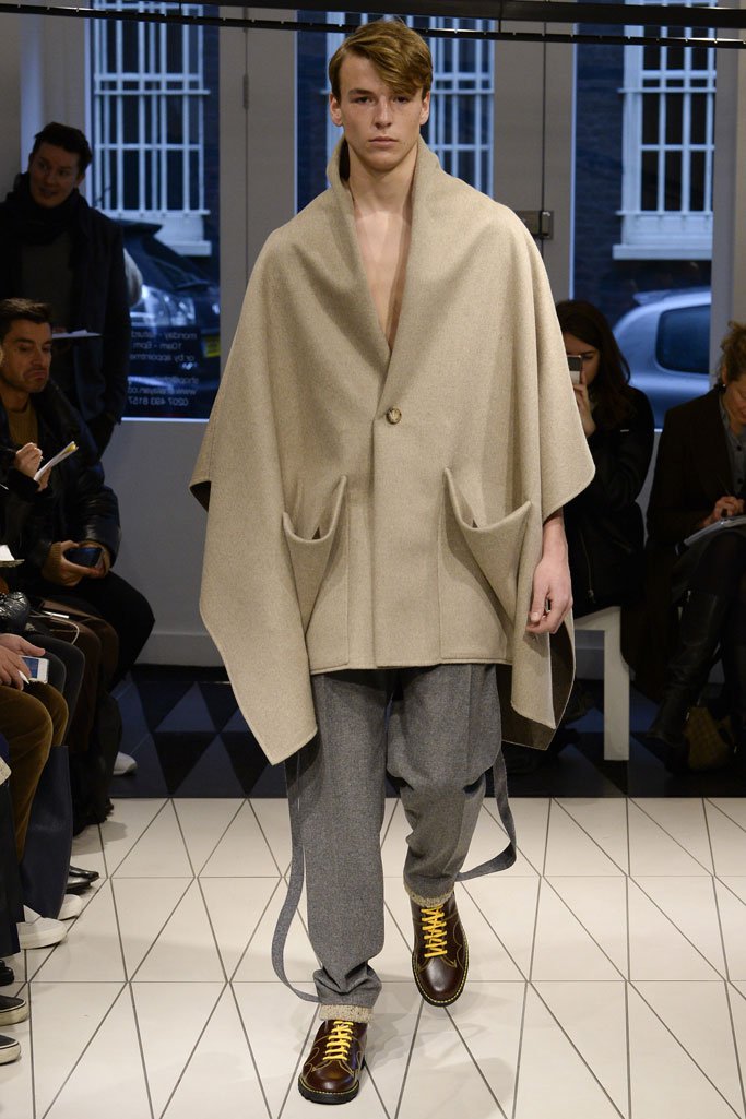 Chalayan（卡拉扬）2025伦敦时装周男装秀